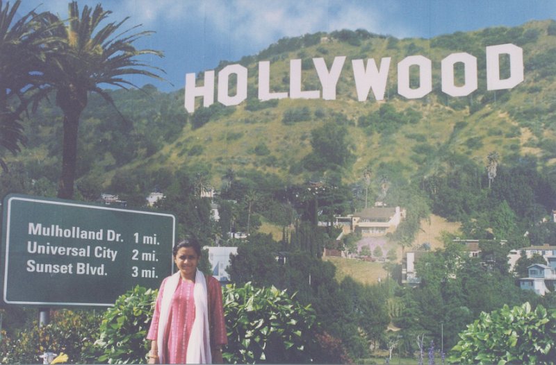 032-The famous Hollywood sign.jpg